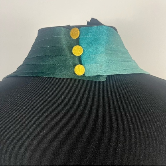 Banana republic Giana Silk Halter Top in Daybreak Ombre Blue size 8 - Picture 7 of 11